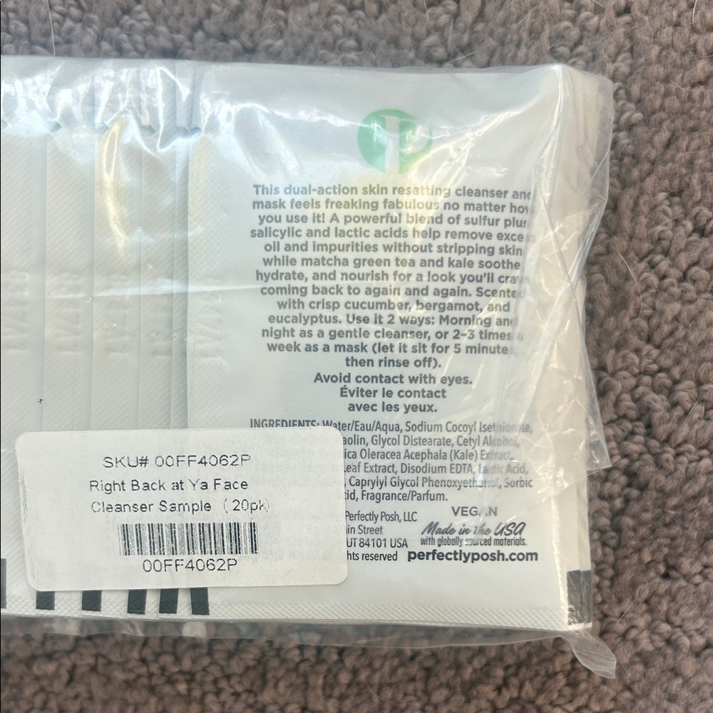 Perfectly Posh Right Back At Ya Cleanser and Mask - Sample Pack of 20 - Picture 3 of 4